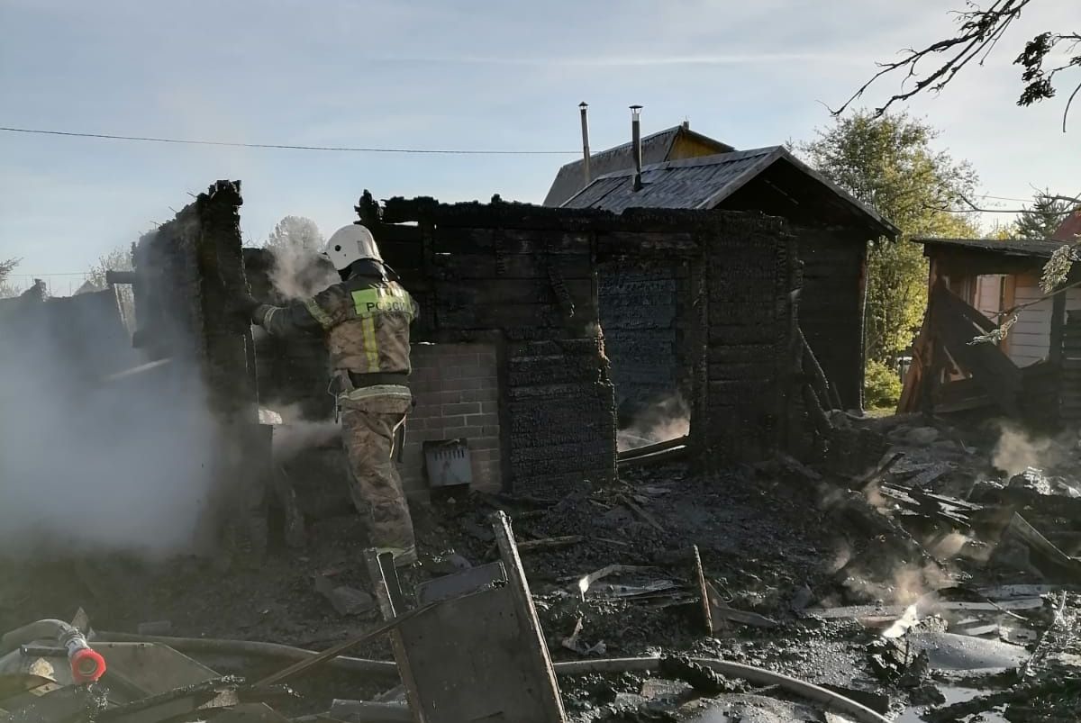 Восемь зданий сгорело в Прионежском районе в выходные