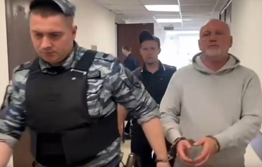 Бизнесмена и депутата Заксобрания Карелии Виталия Красулина арестовали на два месяца Бизнесмена и депутата Заксобрания Карелии Виталия Красулина арестовали на два месяца