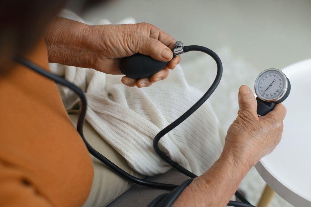 В Минздраве рассказали, чем опасна гипертония и как ее не допустить