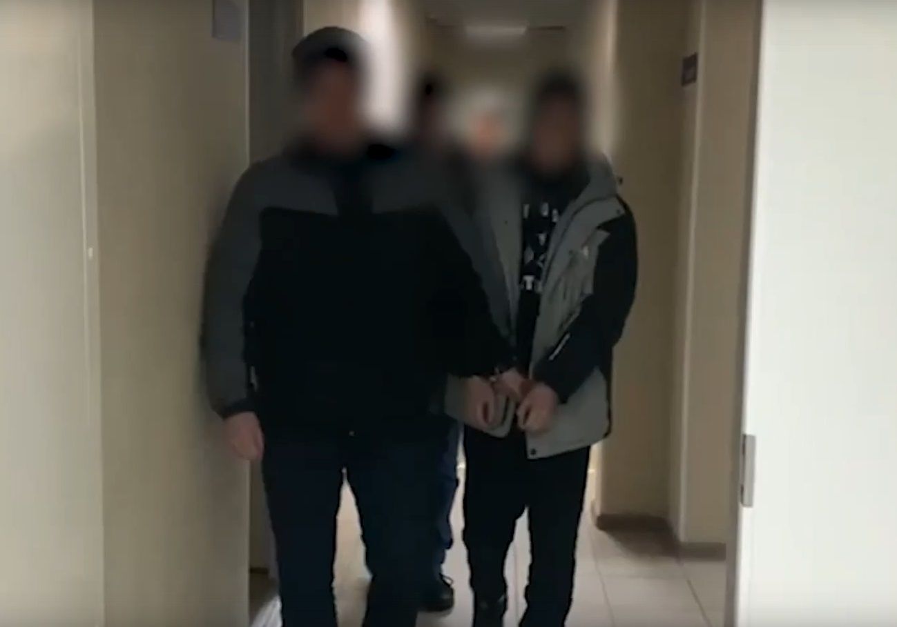 В Костомукше будут судить подростков, которые втроем дважды избили мужчину