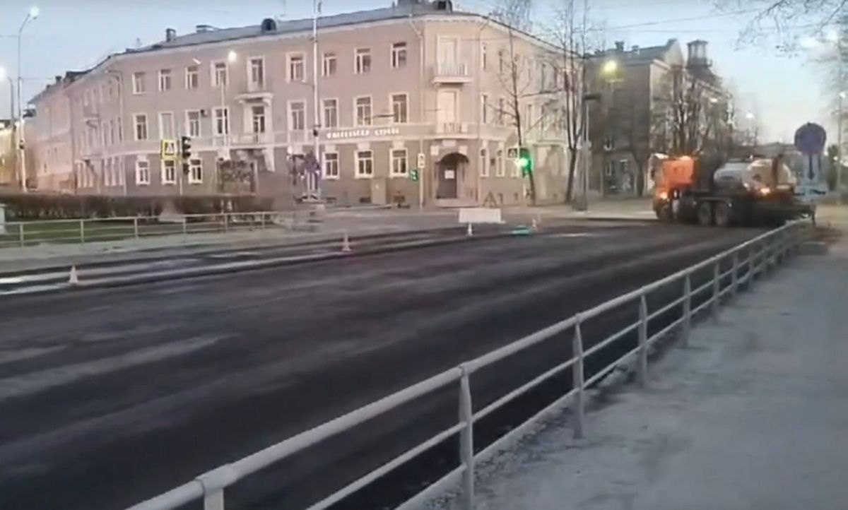 В Петрозаводске начался ремонт на улицах, где работы не успели провести в прошлом году