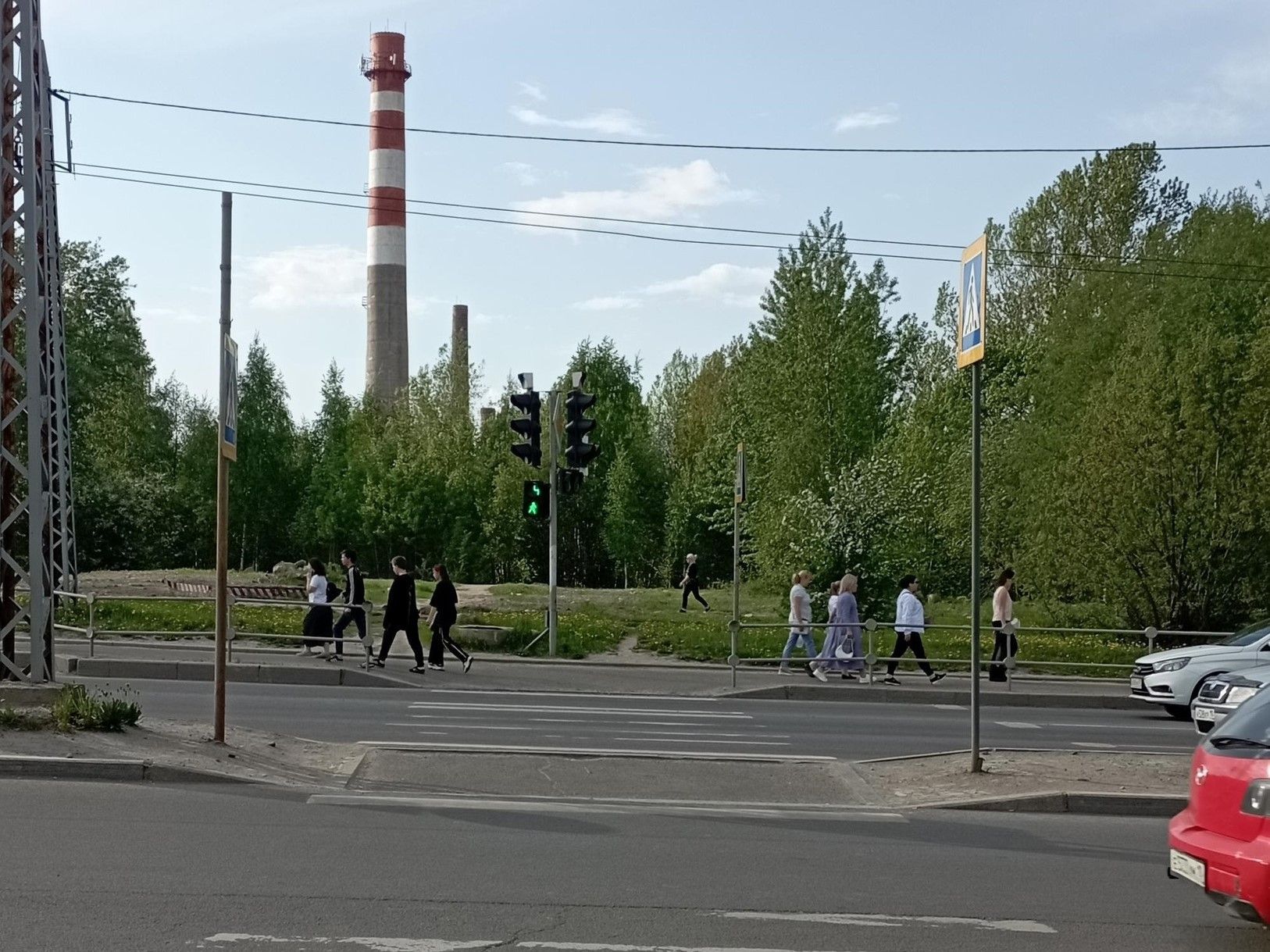 Двух пешеходов сбили на переходе в Петрозаводске