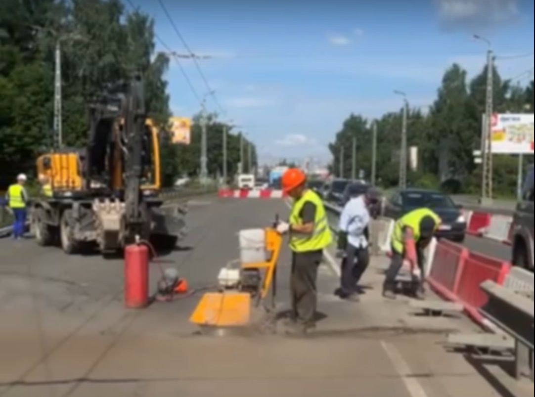 Модернизация тепловых сетей на улице Шотмана идет в Петрозаводске