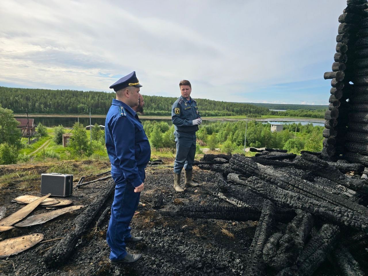 Прокуратура Карелии проводит проверку по факту поджога Колокольни в Лоухском районе