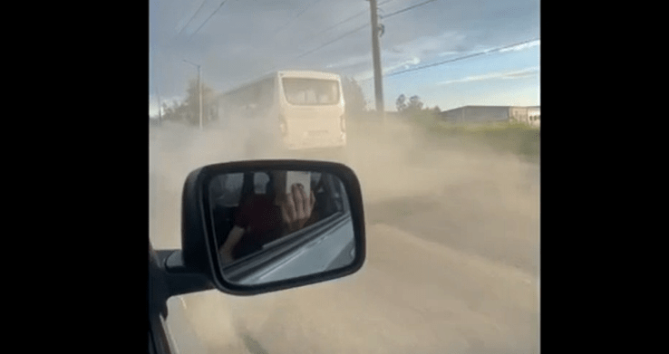 Маршрутка задымилась на ходу в Петрозаводске