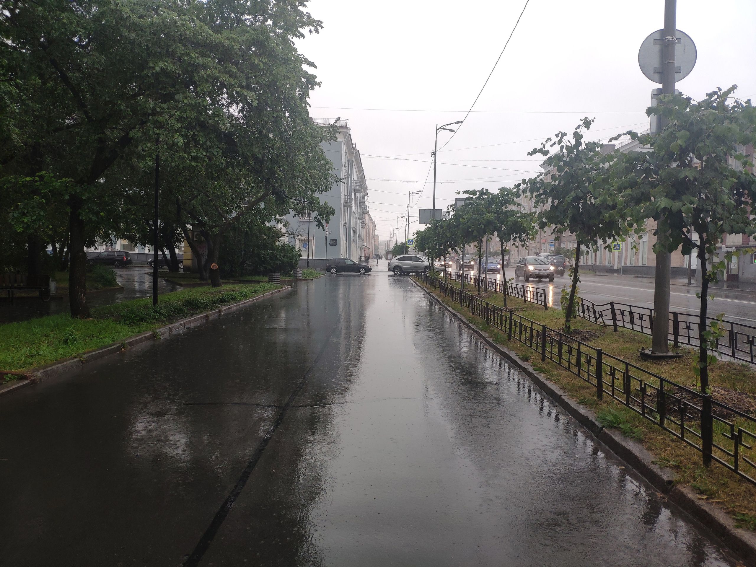 Кратковременные дожди, местами грозы: прогноз погоды на 12 июня