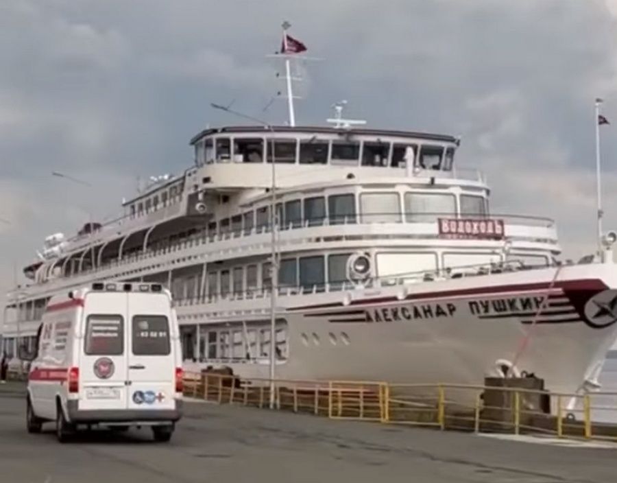 Турист сломал ногу в трех местах во время экскурсии в Карелии