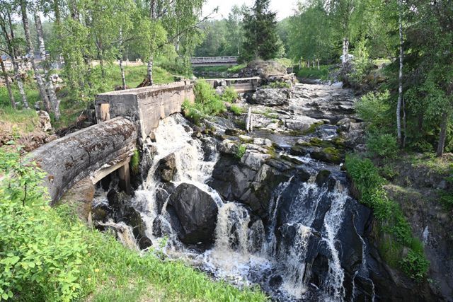 У водопада Метсямикли обустроили смотровую площадку