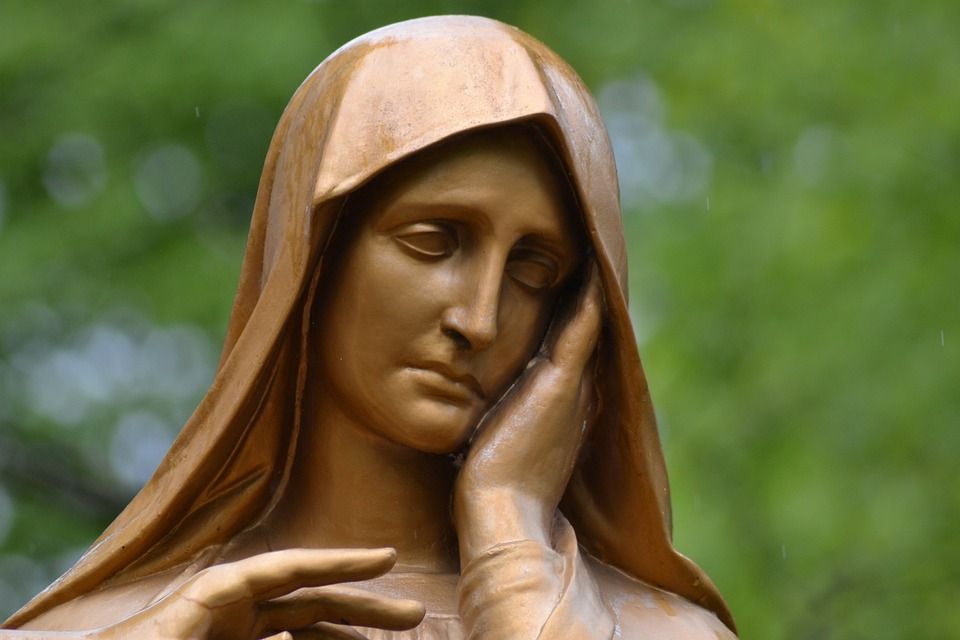 Многодетная мать в Карелии пообещала закодироваться, чтобы ей вернули детей