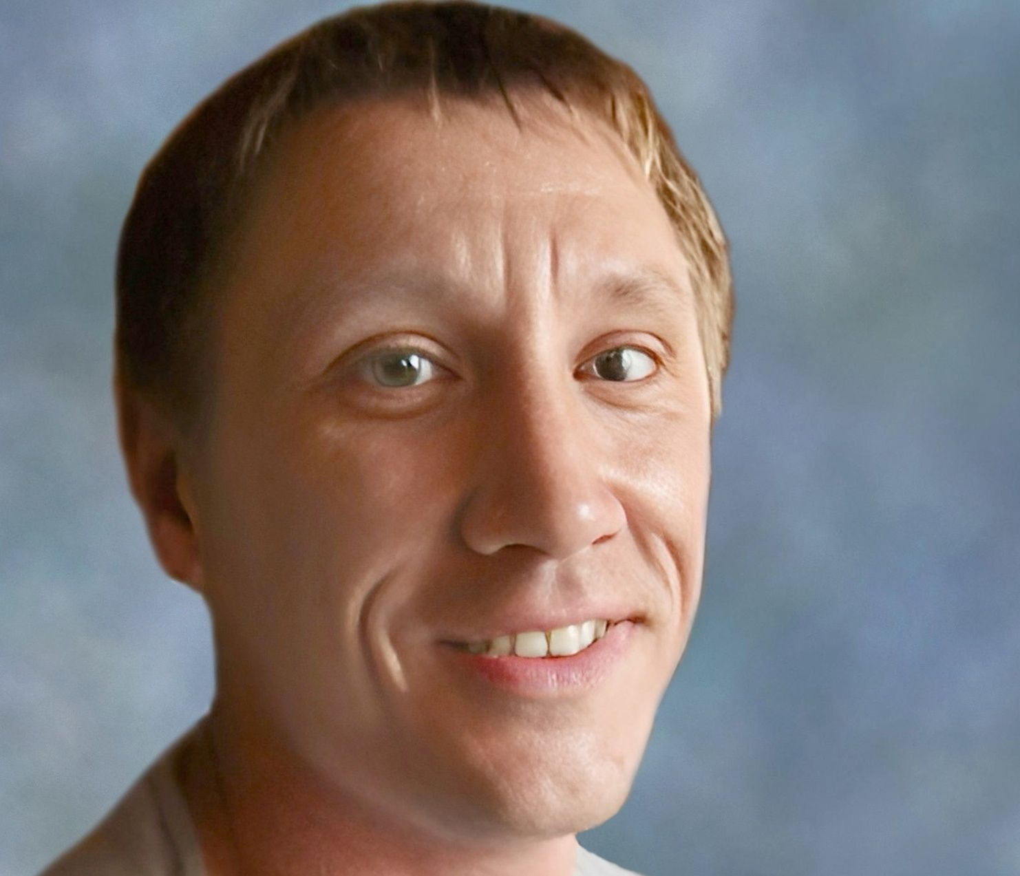 Житель Медвежьегорского района Денис Лоцман погиб в ходе СВО