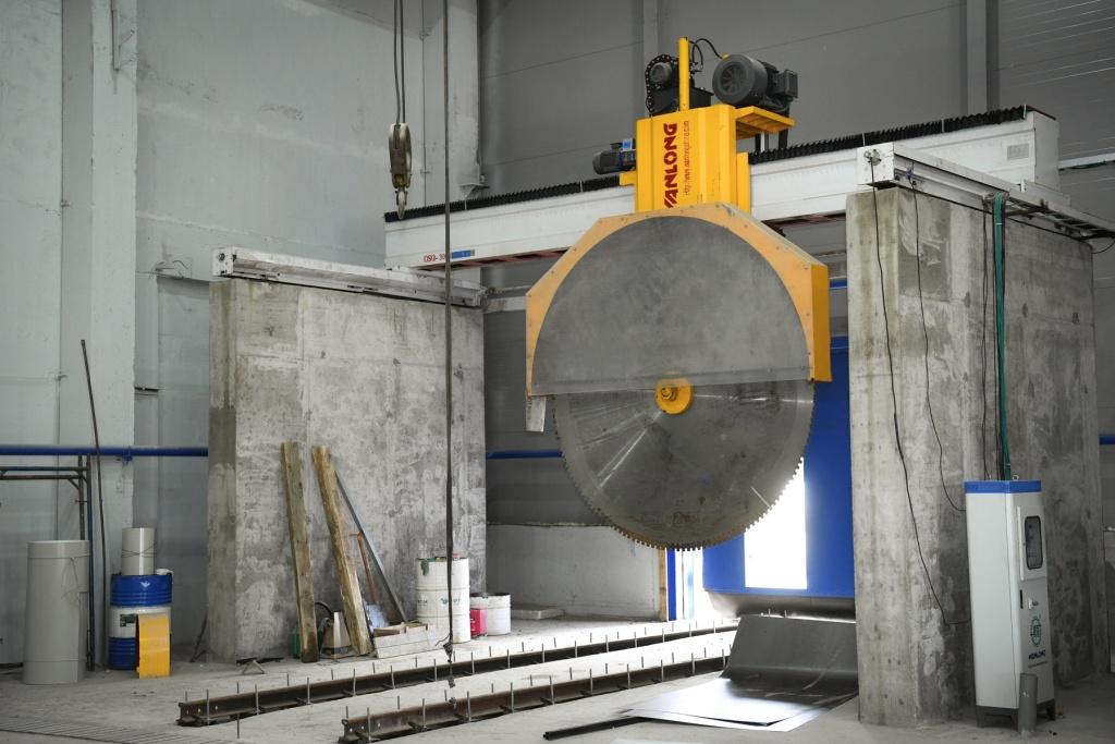 Новый завод камнеобработки откроют в Карелии уже осенью