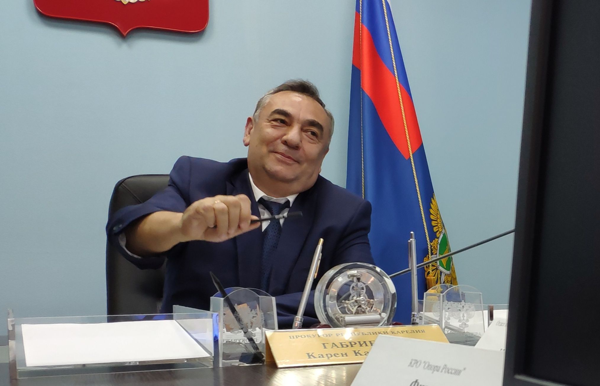 Президент уволил бывшего прокурора Карелии Габриеляна до истечения его срока контракта