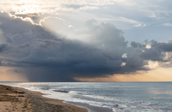 Жара, ливни, град и грозы придут в в Карелию