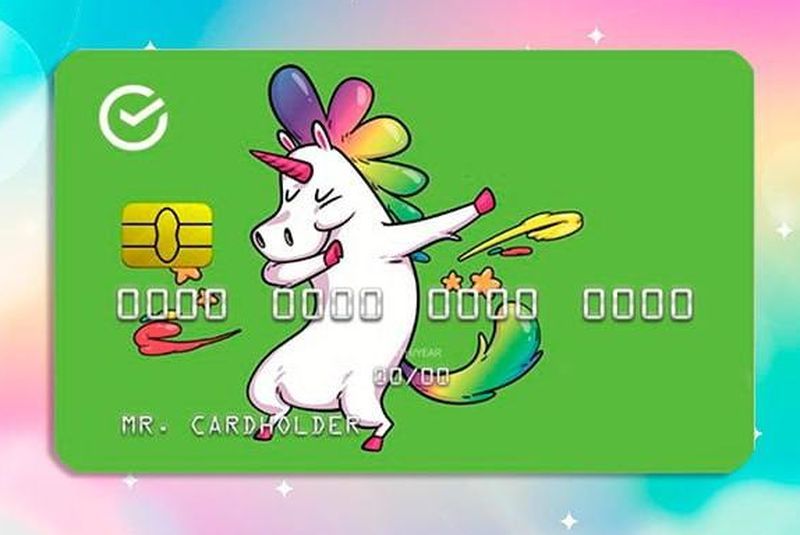 В Госдуме посчитали детские карты Сбербанка пропагандой ЛГБТ