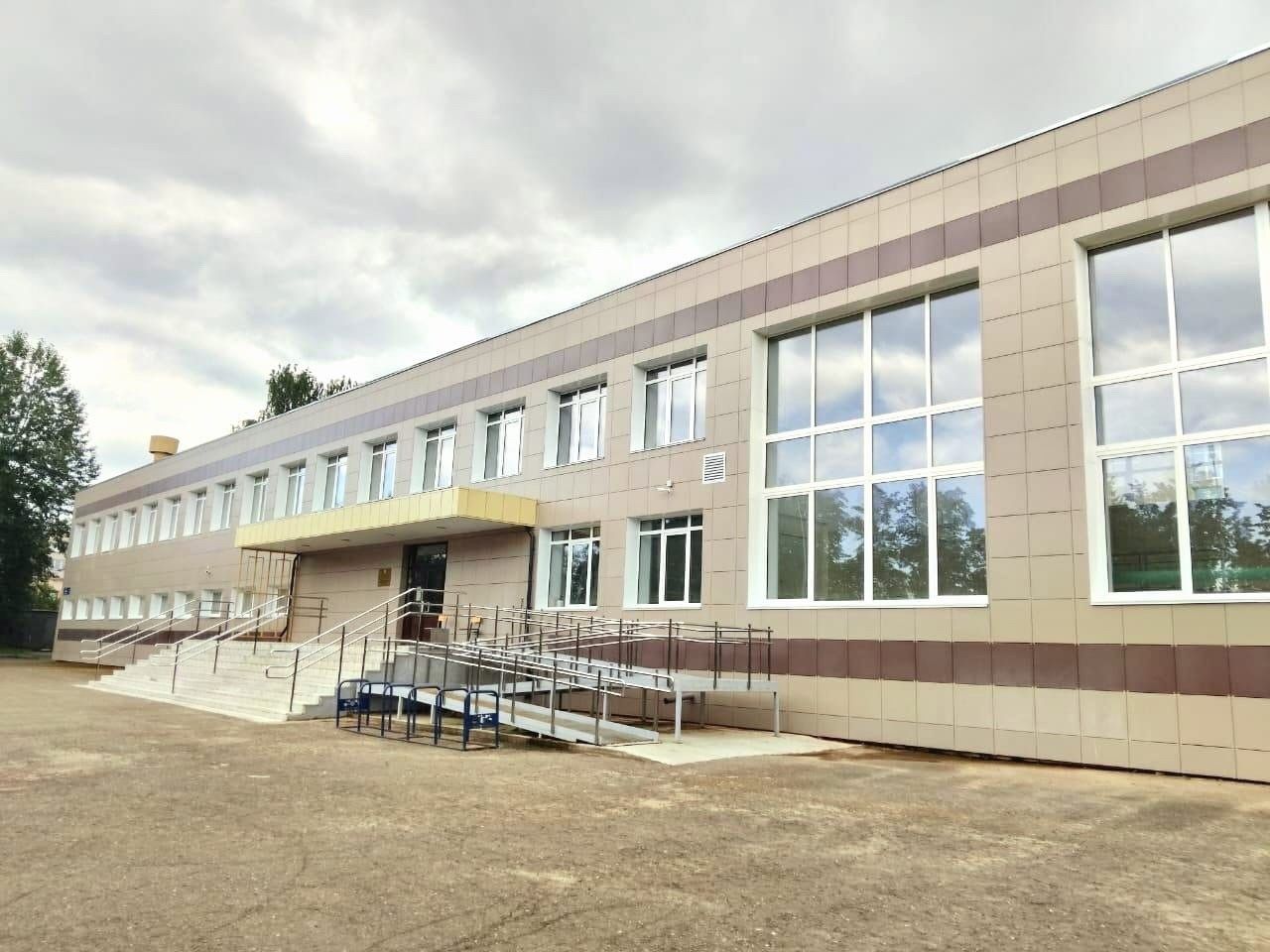 В четырех петрозаводских школах продолжается капитальный ремонт