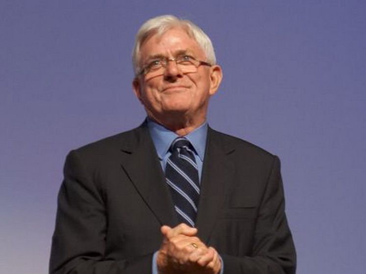 Умер известный американский журналист, который вел с Владимиром Познером телемосты СССР — США