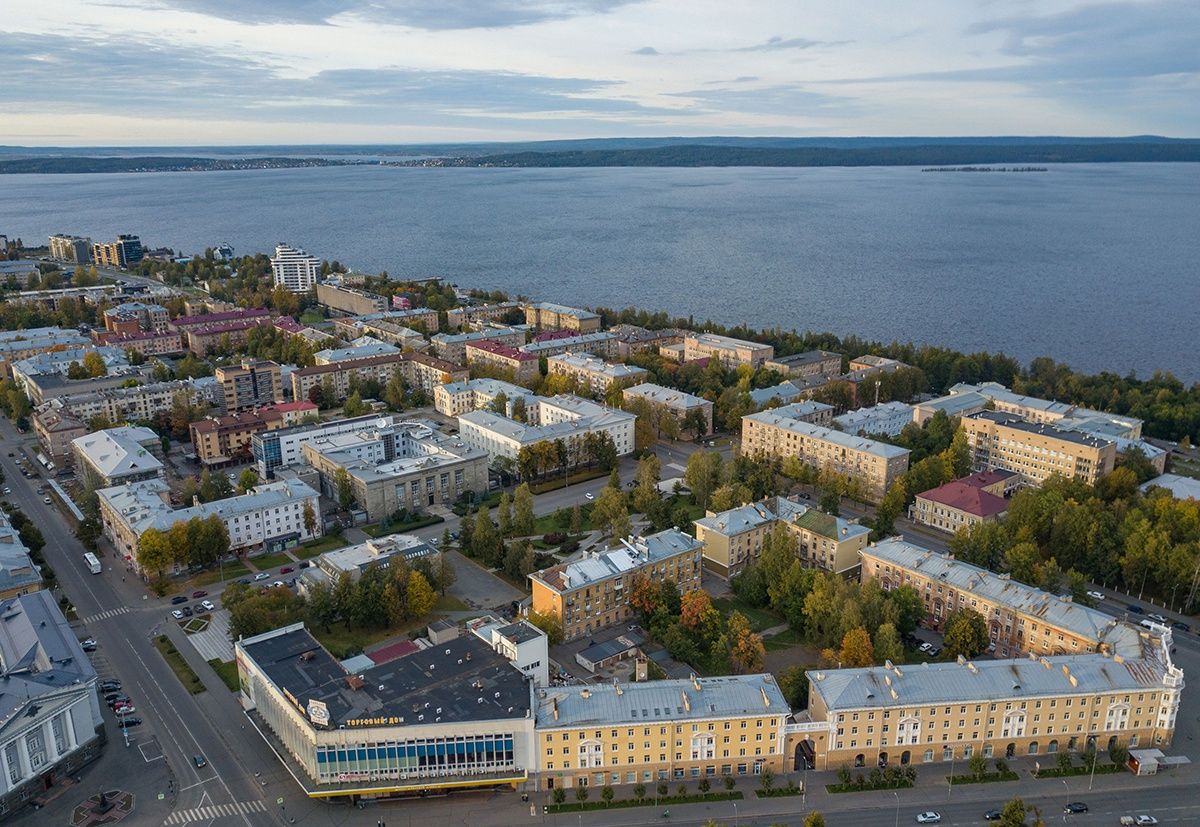 Перекраску фасадов зданий в двух микрорайонах Петрозаводска придется согласовывать