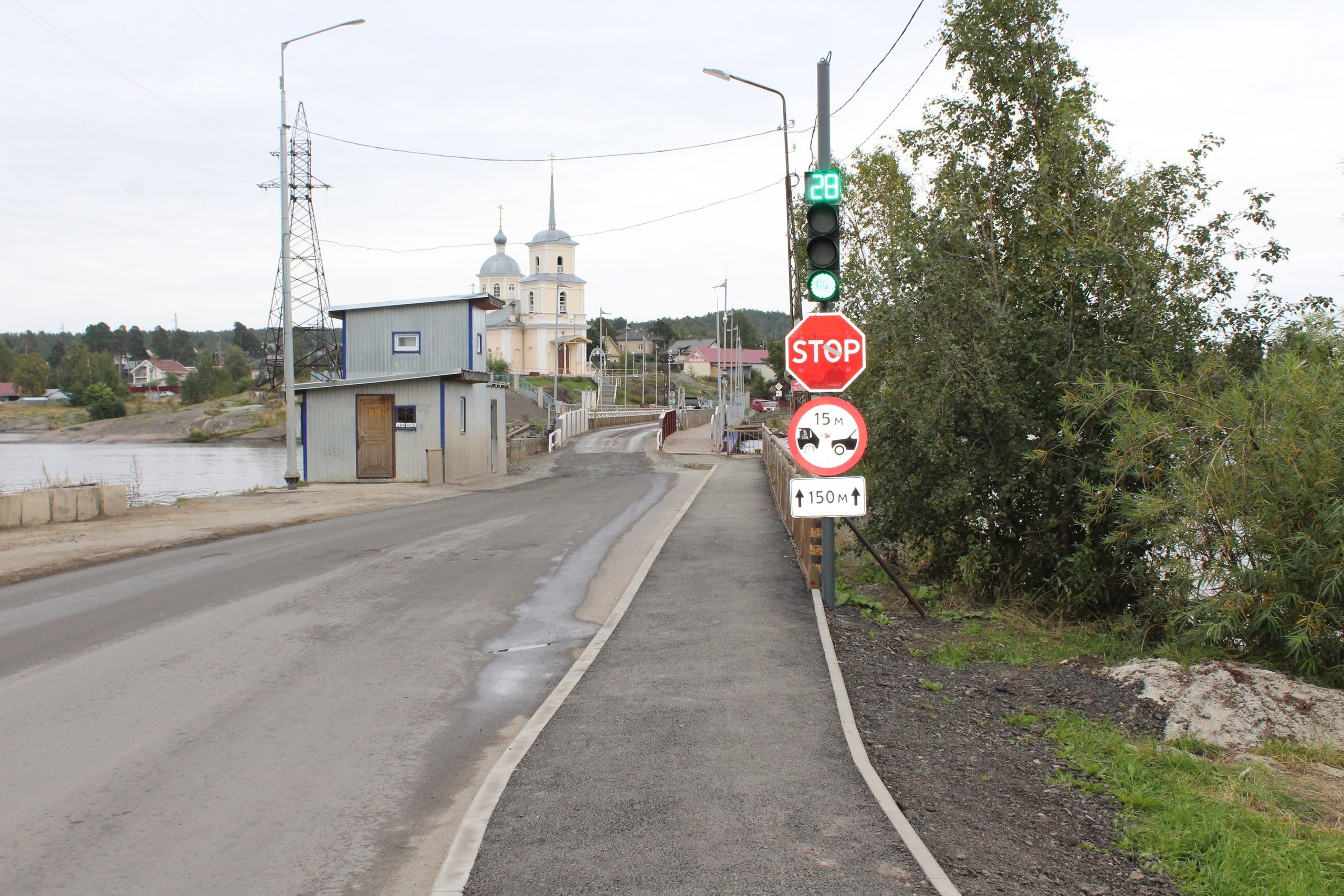 Движение по понтонному мосту в Соломенном перекроют