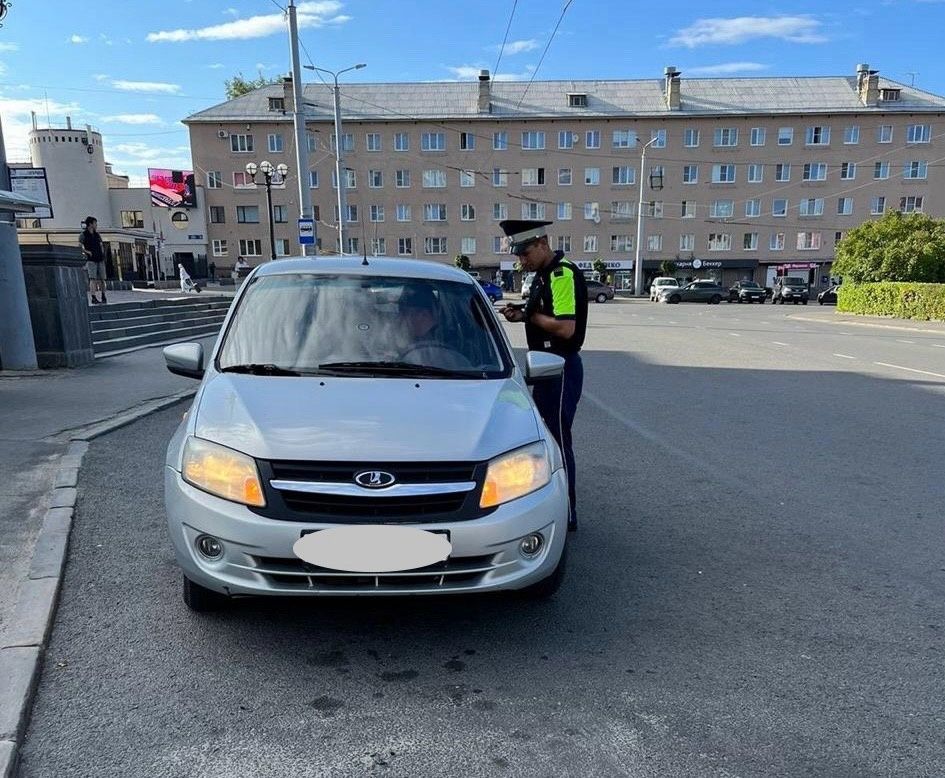 ГИБДД выявила нелегальных таксистов в Петрозаводске