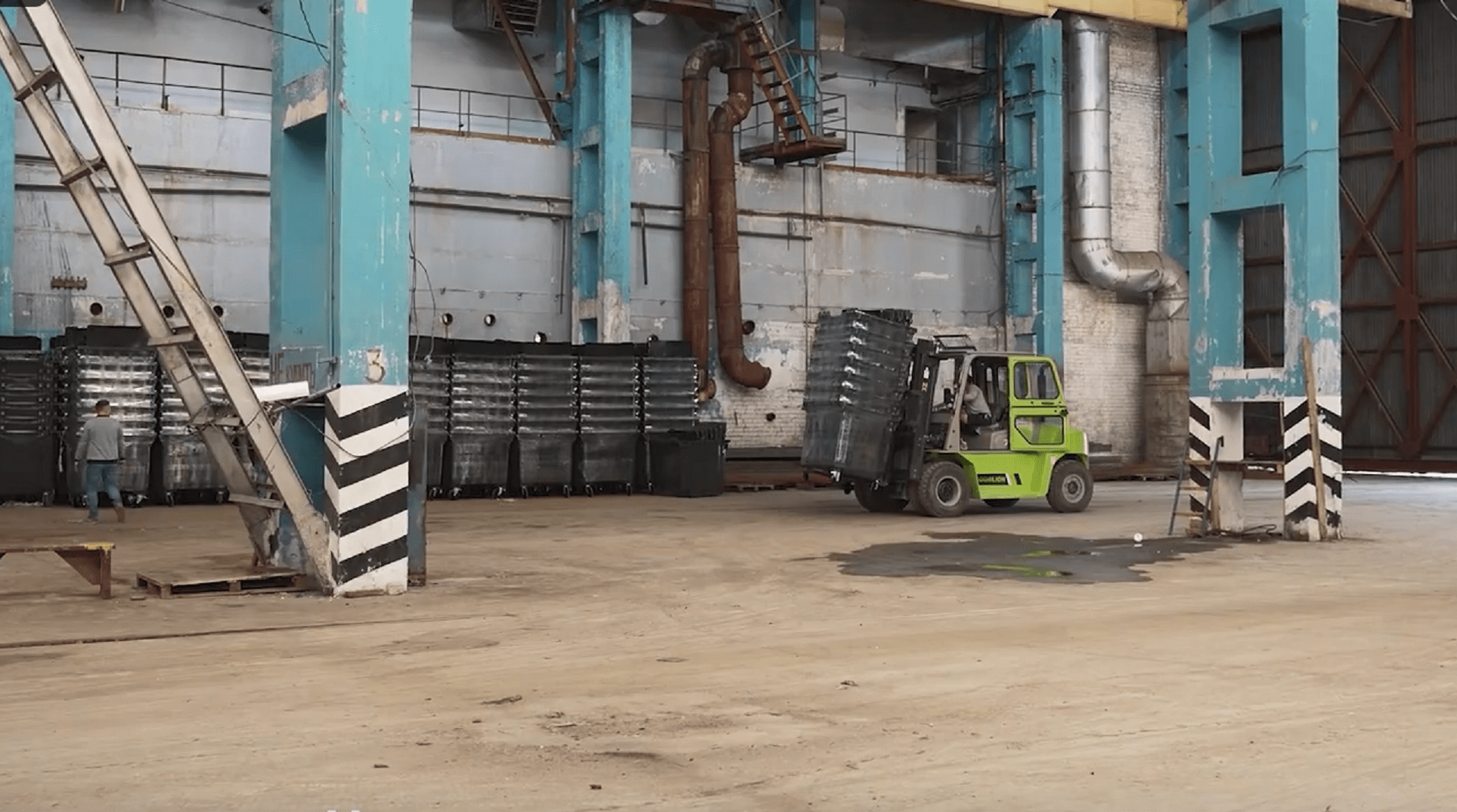 Новые контейнеры закупил Карельский регоператор по сбору мусора