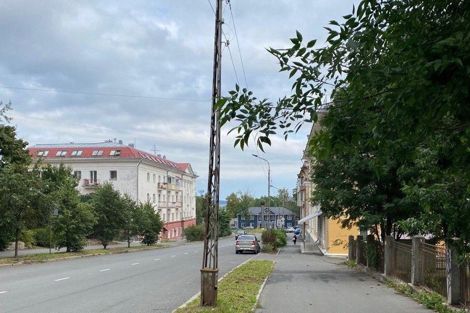 На проспекте Невского поменяют светильники