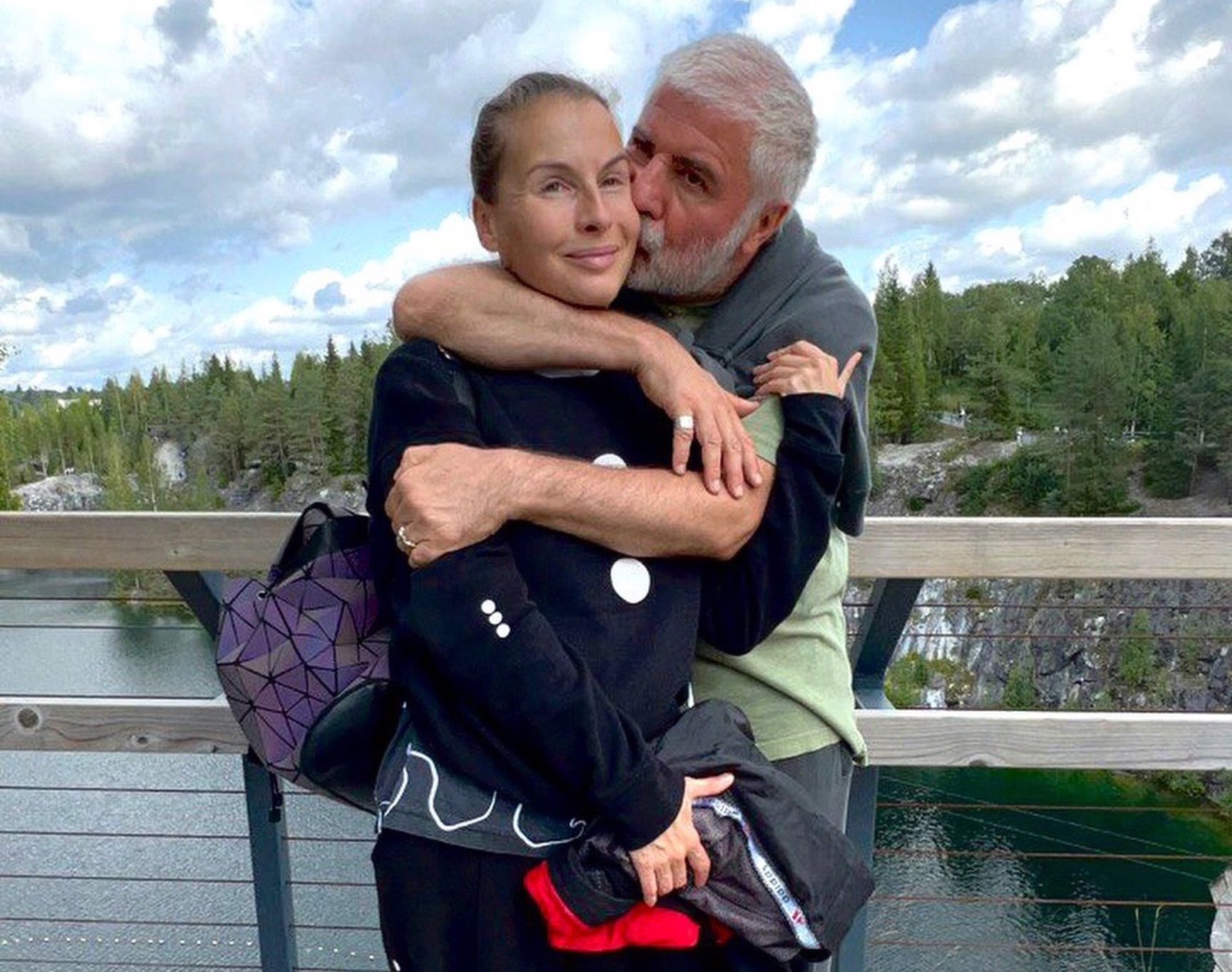 Певец Сосо Павлиашвили опубликовал фотографии с отдыха в Карелии