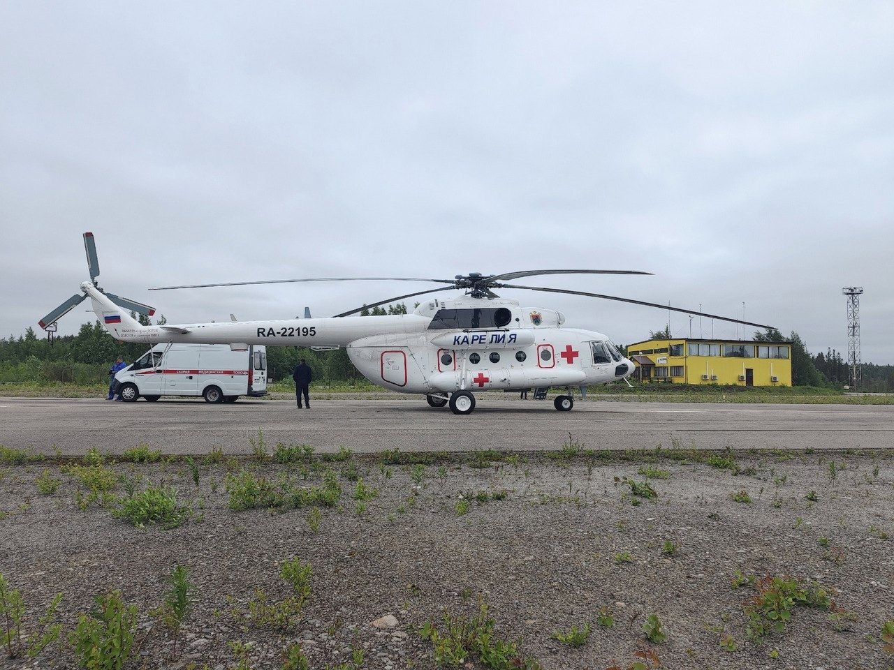 С начала года вертолёт санавиации эвакуировал 143 человека в Карелии