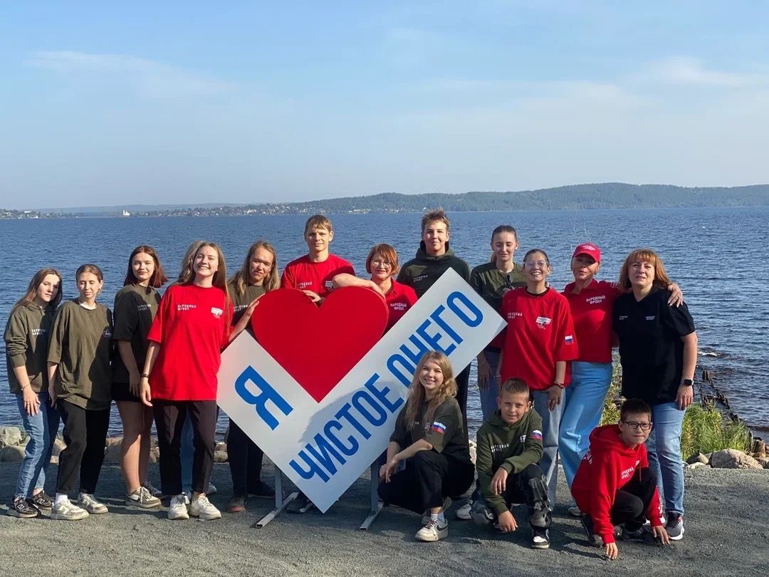 Более тонны мусора собрали участники акции «Чистое Онего» в Петрозаводске