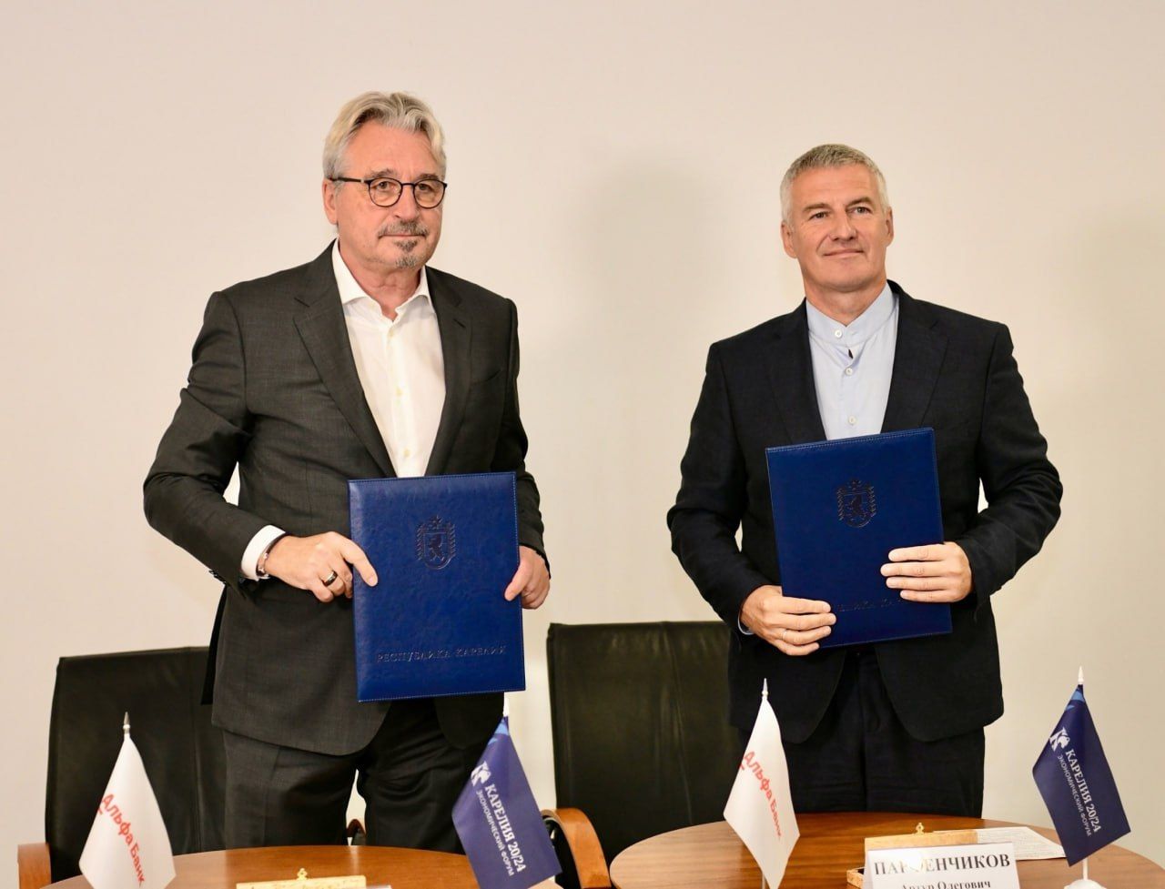 Глава Карелии и Альфа-Банк подписали соглашение о сотрудничестве