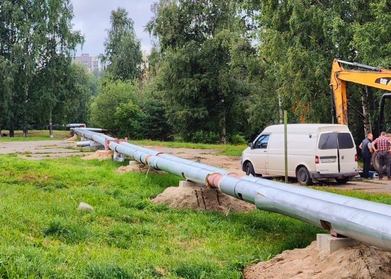 Жителям части домов Зареки и Голиковки отключат горячую воду из-за перевода на временный трубопровод