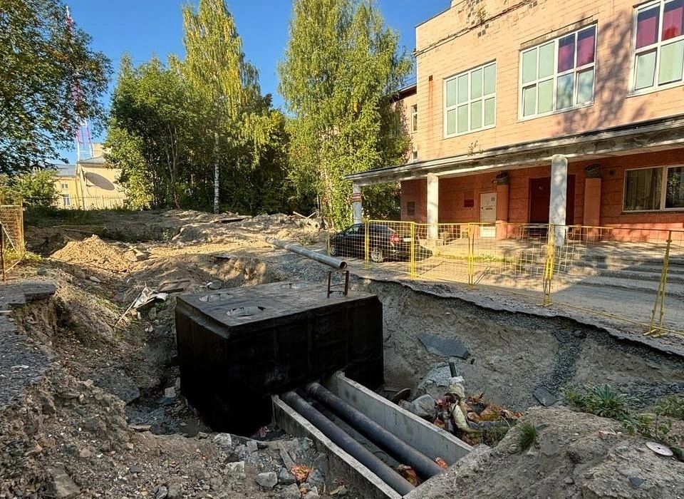 Новые корпуса поликлиники на Древлянке подключают к тепловым сетям