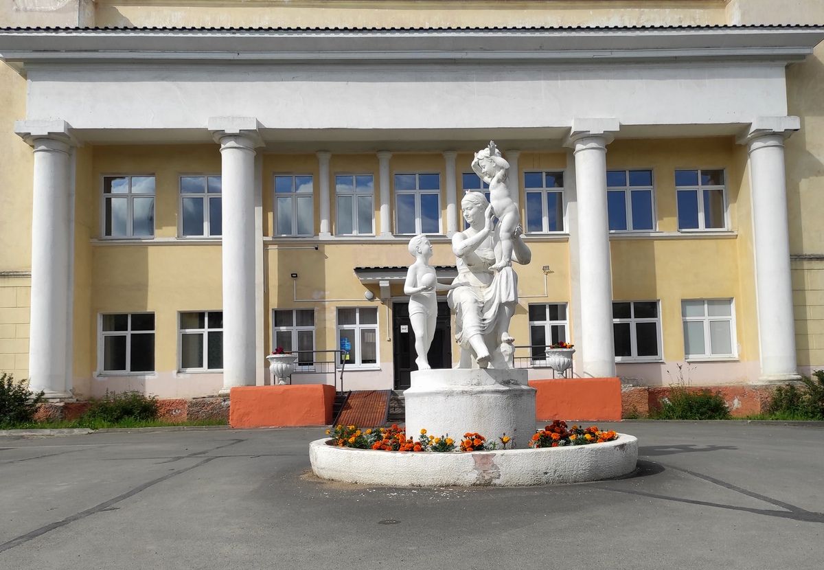 Назад в 90-е, или Кто на самом деле виноват в низкой рождаемости. Мнение главного редактора «Карелия.Ньюс»