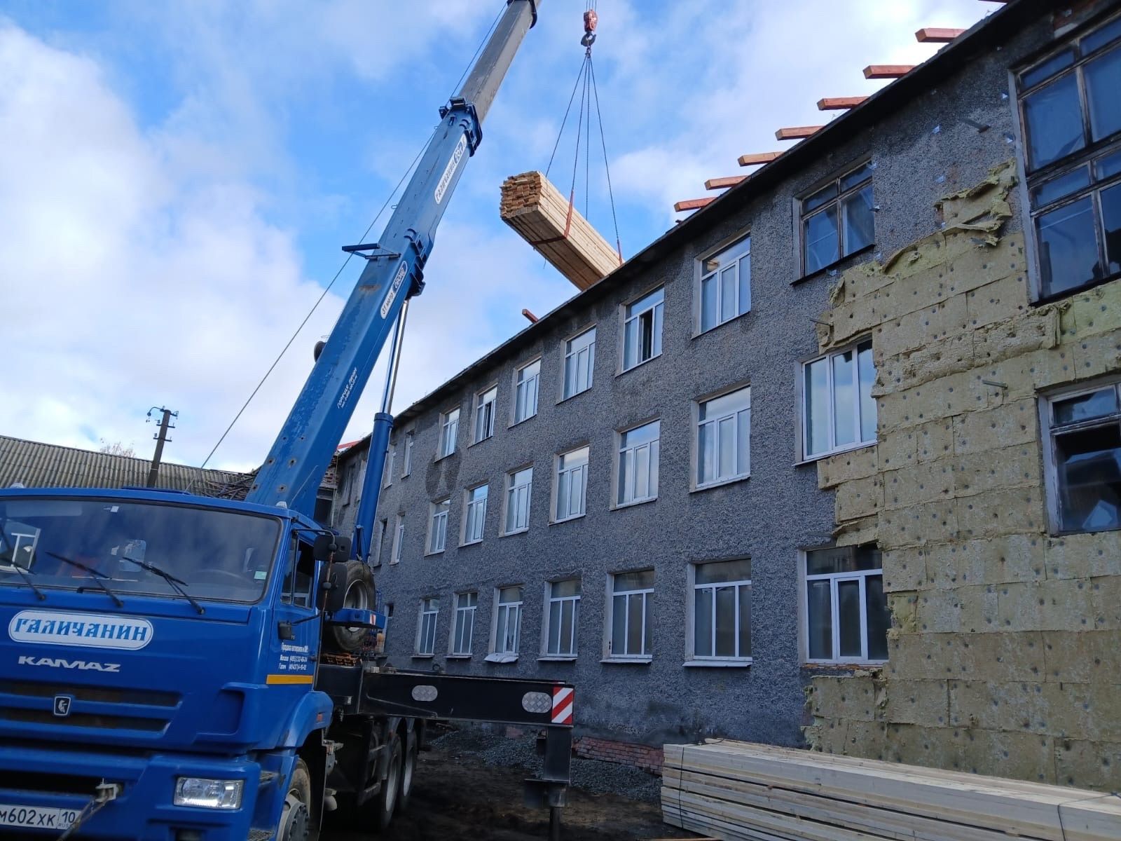 К ремонту школы № 1 в Медвежьегорске приступил новый подрядчик