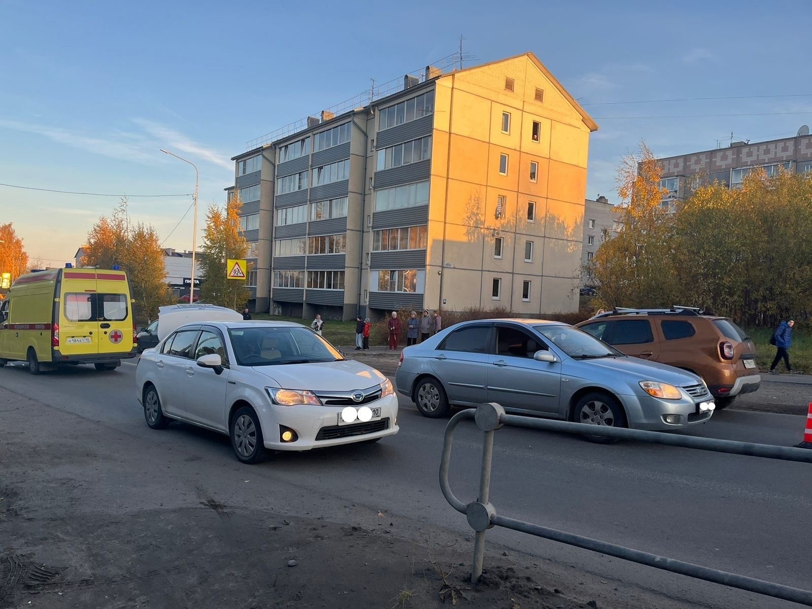 Пенсионерка в Петрозаводске погибла после того, как ее сбили сразу два автомобиля