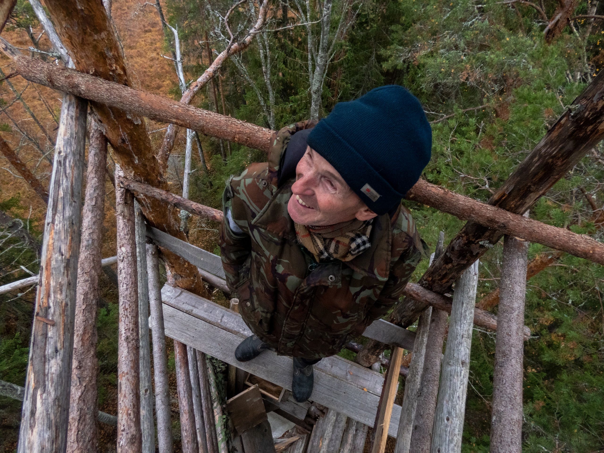 Лабаз высотой с шестиэтажный дом построил житель карельского поселка