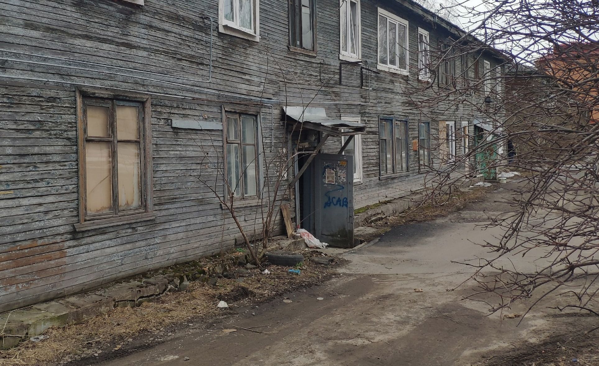 Глава Следкома Александр Бастрыкин встал на защиту семьи из Петрозаводска, которая проживает в аварийном доме