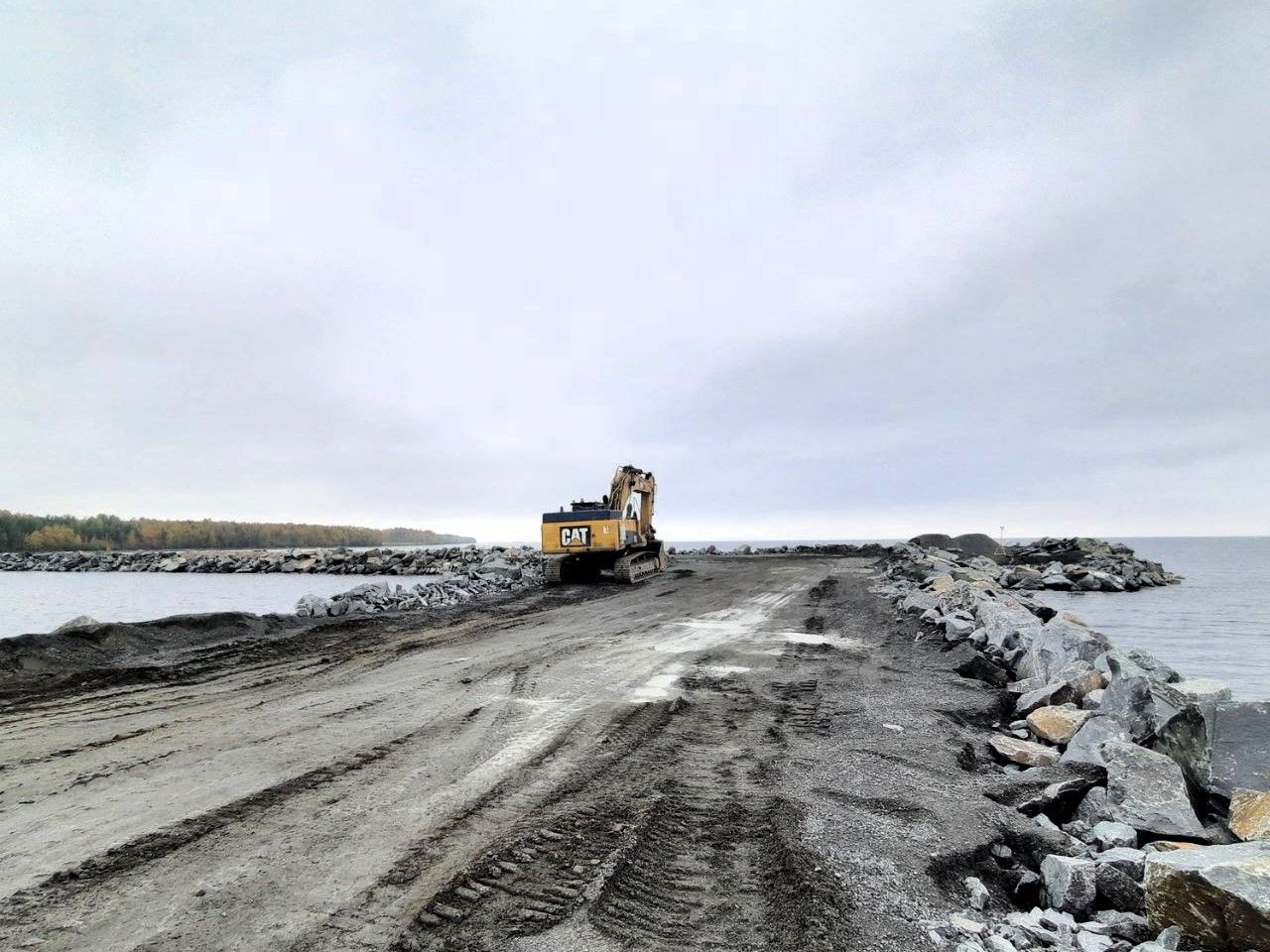 В Прионежье строят причал для отгрузки щебня