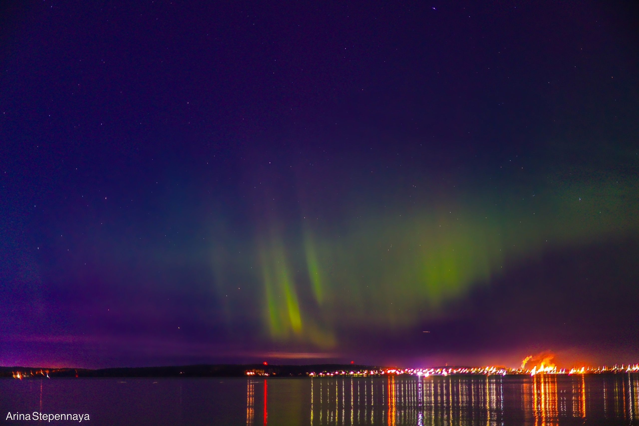 Северное сияние в Петрозаводске попало в объектив городских камер