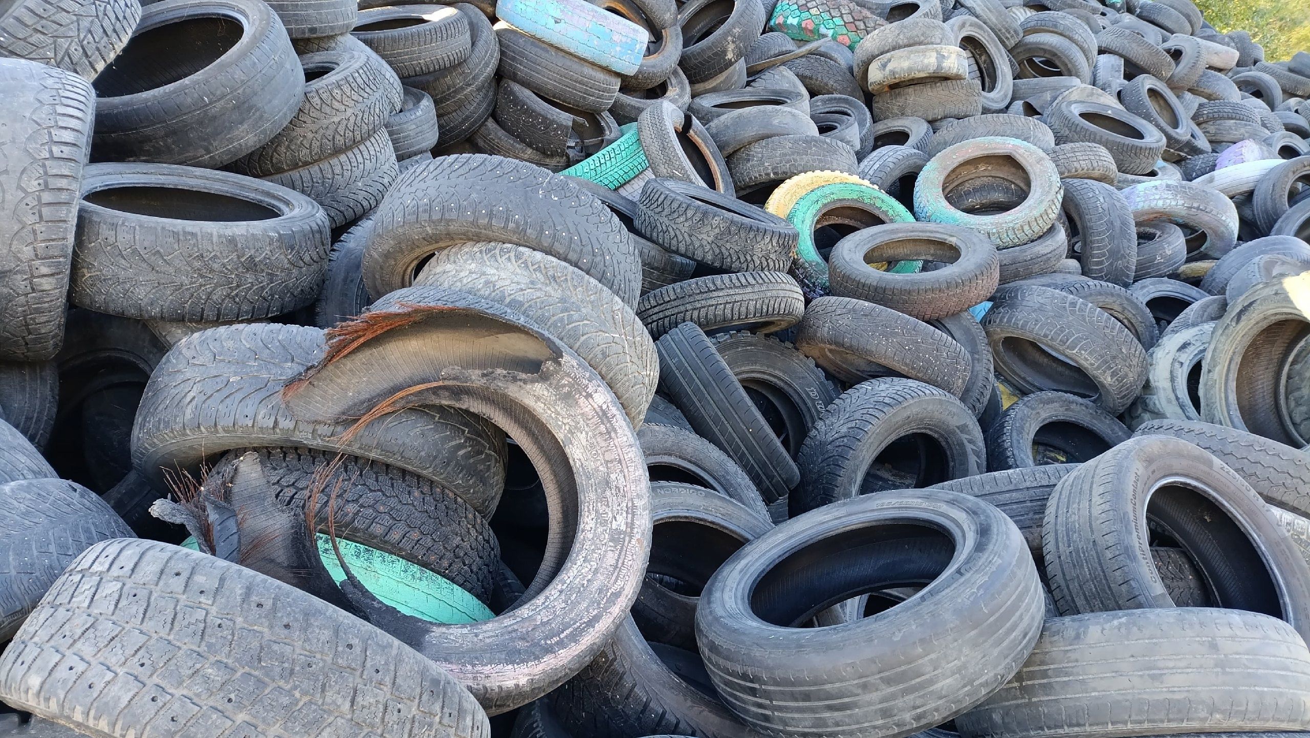 Еще два контейнера для покрышек установили в Петрозаводске