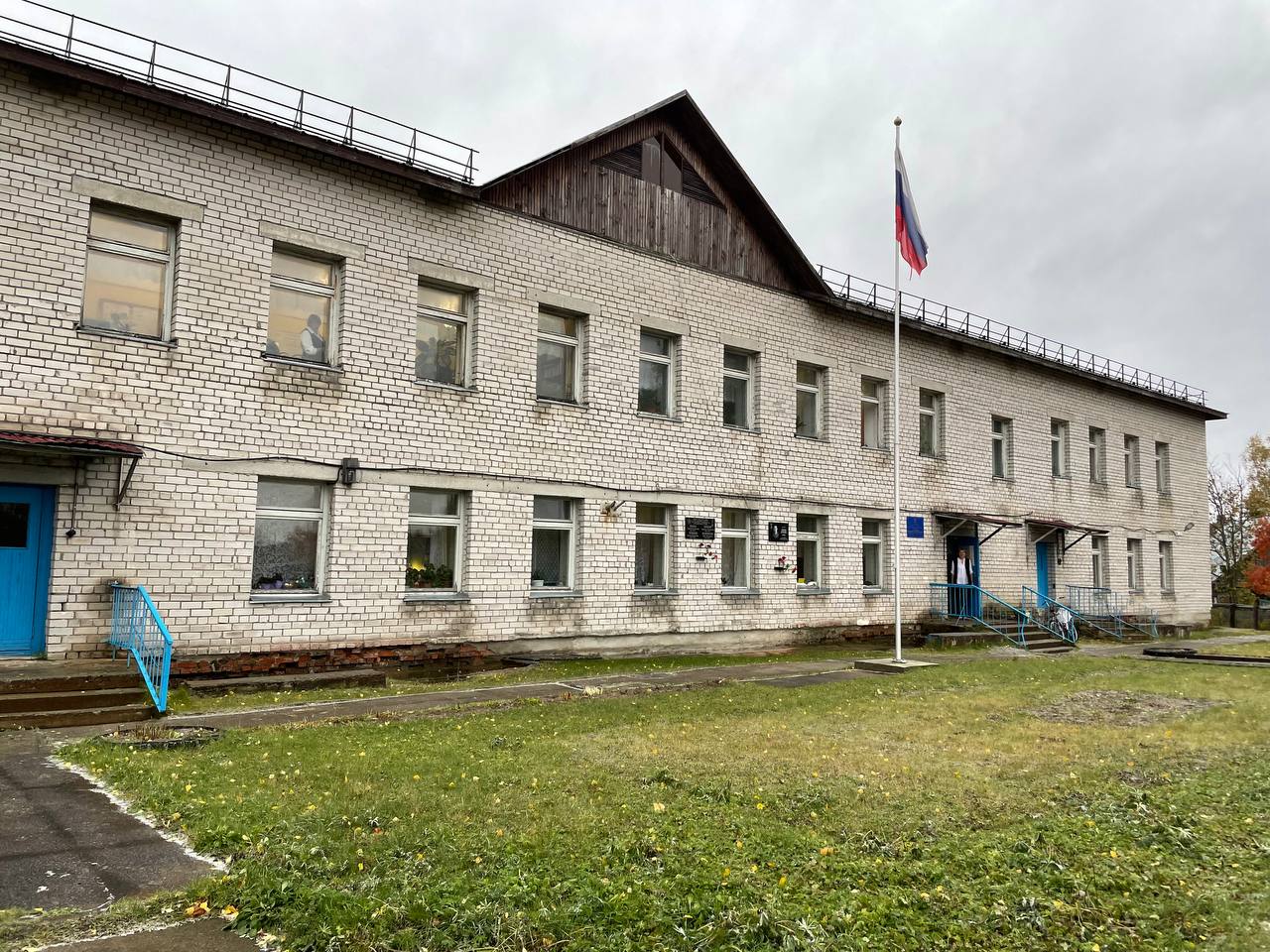 Грядущую реорганизацию школы в Сегежском районе обсудили родители, педагоги и чиновники