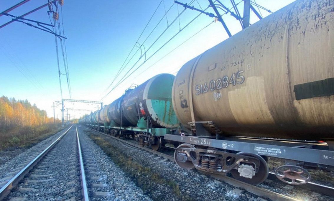 В Карелии сошел с рельсов вагон состава с нефтепродуктами