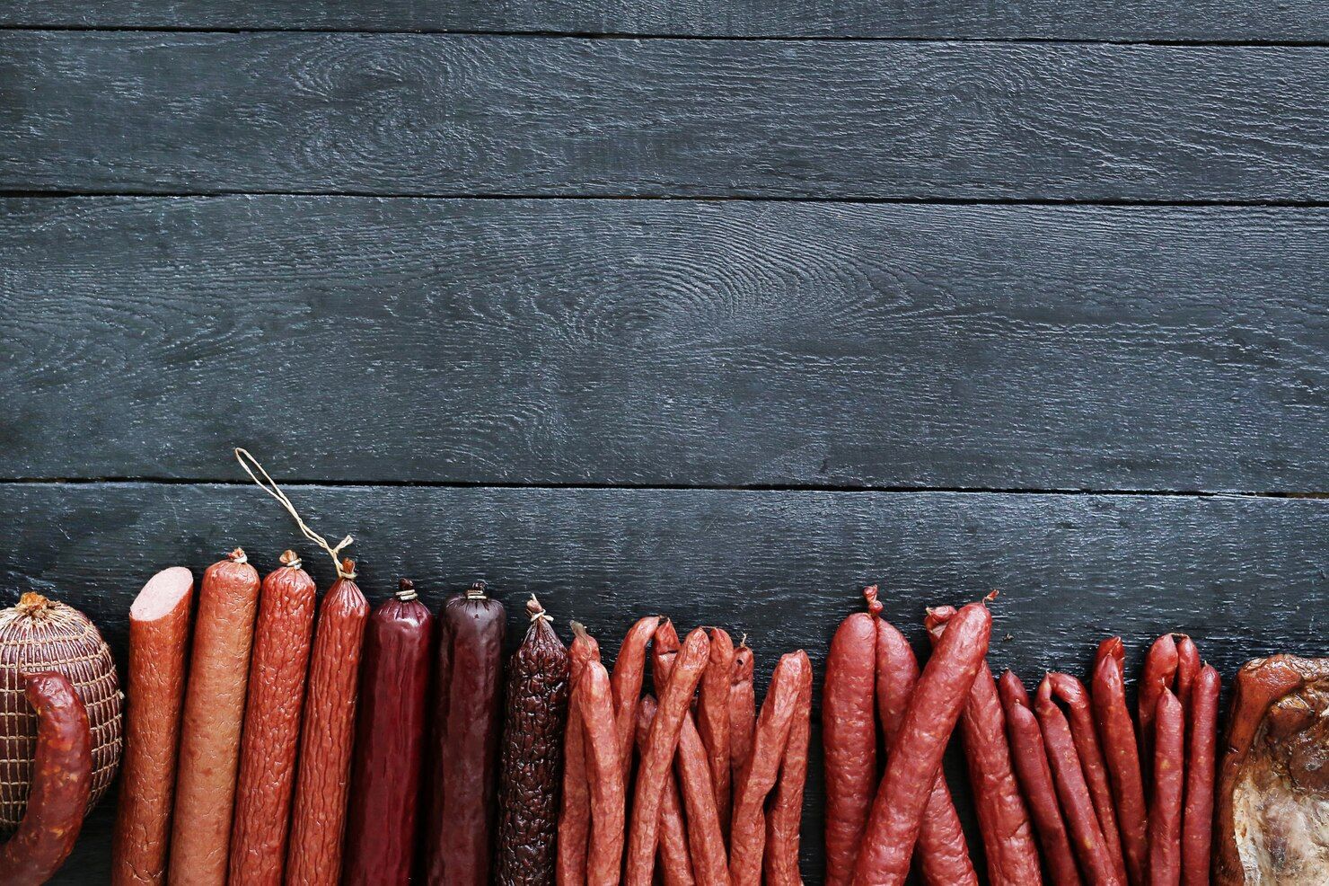 В Карелии закрываются магазины «Великолукского мясокомбината»