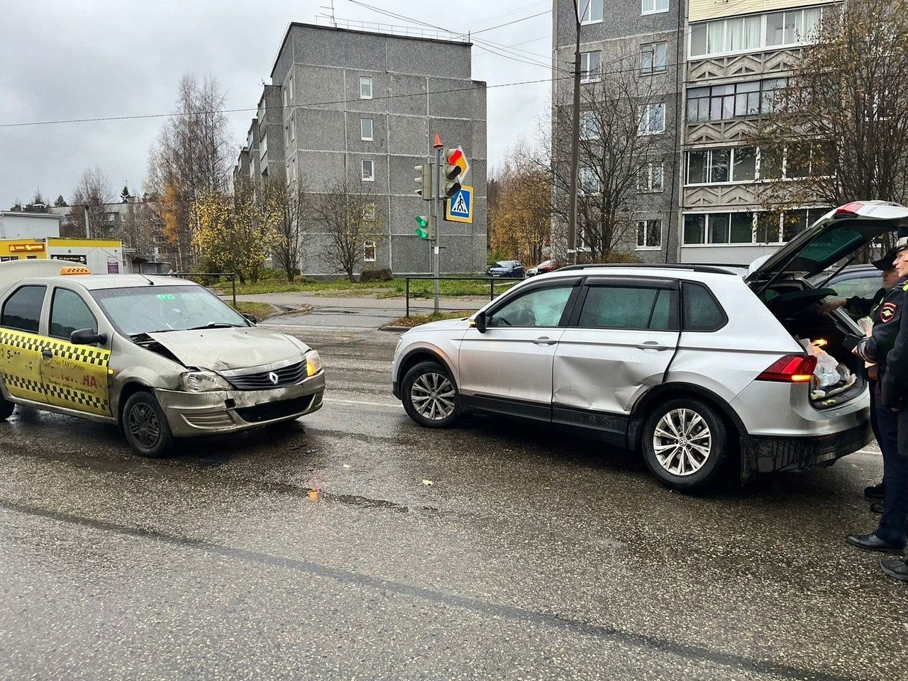 В ДТП в Костомукше пострадала двухлетняя девочка
