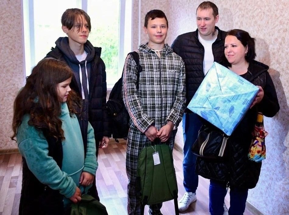 Глава Карелии поручил ускорить темпы расселения семей участников СВО из аварийного жилья