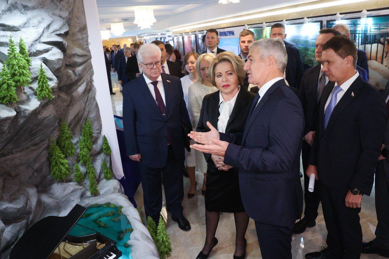 Председатель Совета Федерации Валентина Матвиенко обсудила с Артуром Парфенчиковым перспективы развития Карелии