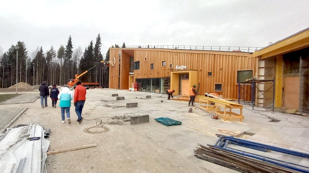 Возле беломорских петроглифов достраивают гостиницу и кафе