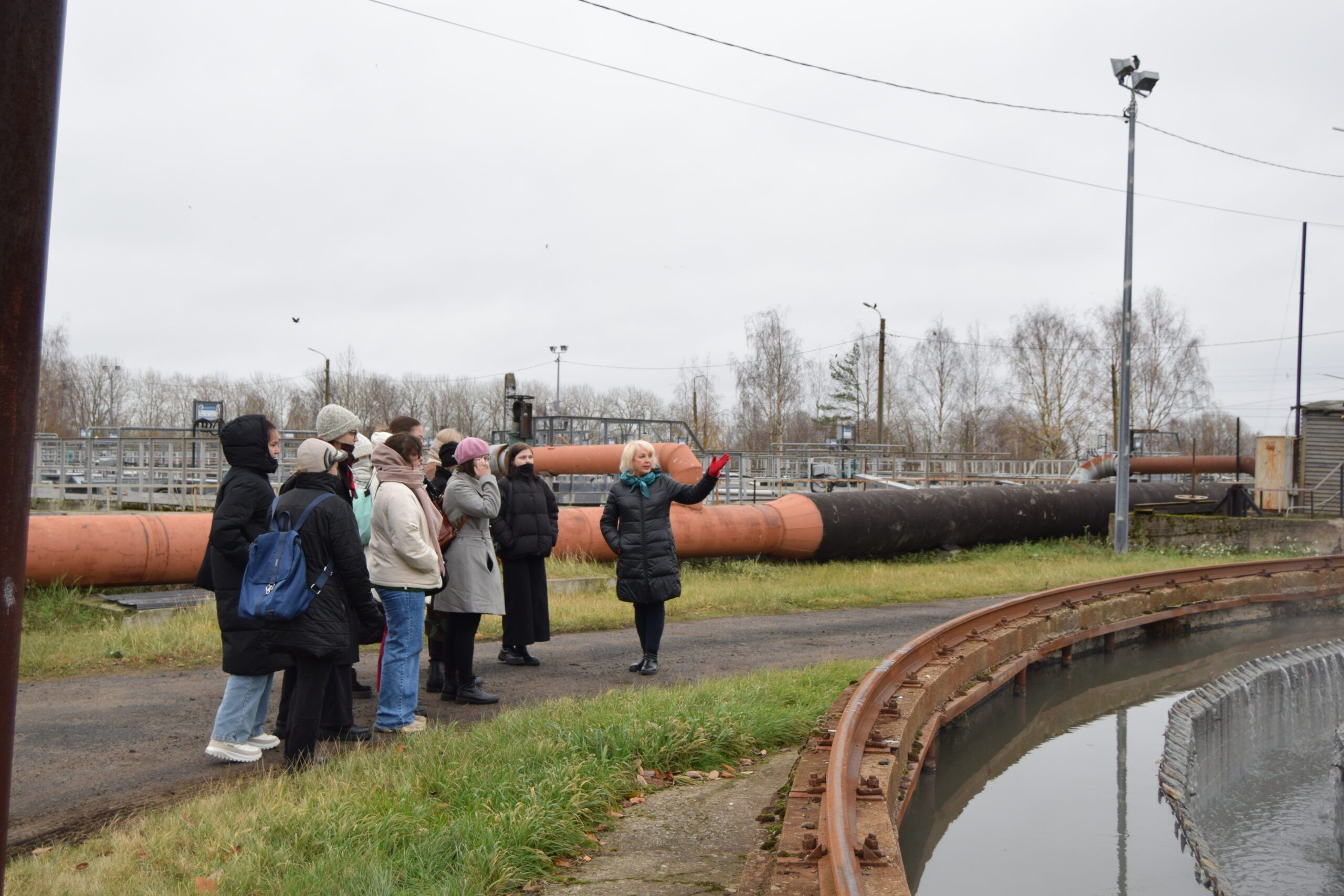 Cтудентам-биологам рассказали об очистке воды в Петрозаводске