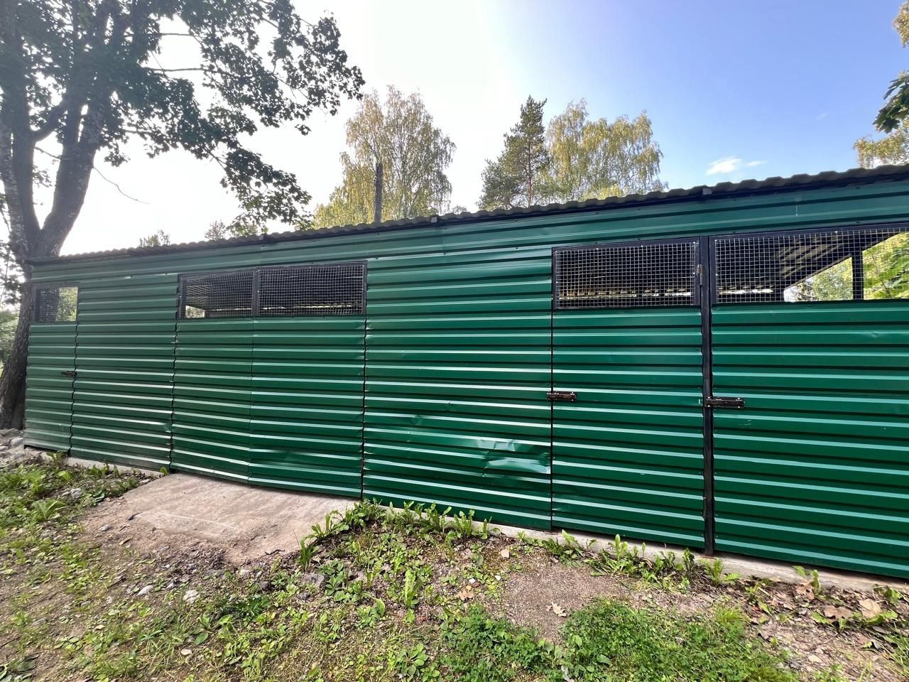 Жительница Пудожа взыскала компенсацию за травму на контейнерной площадке