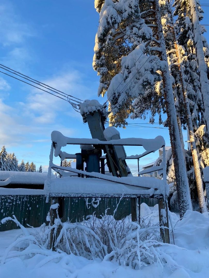 Ситуация с аварийным отключением электричества в Лахденпохском районе остается напряженной