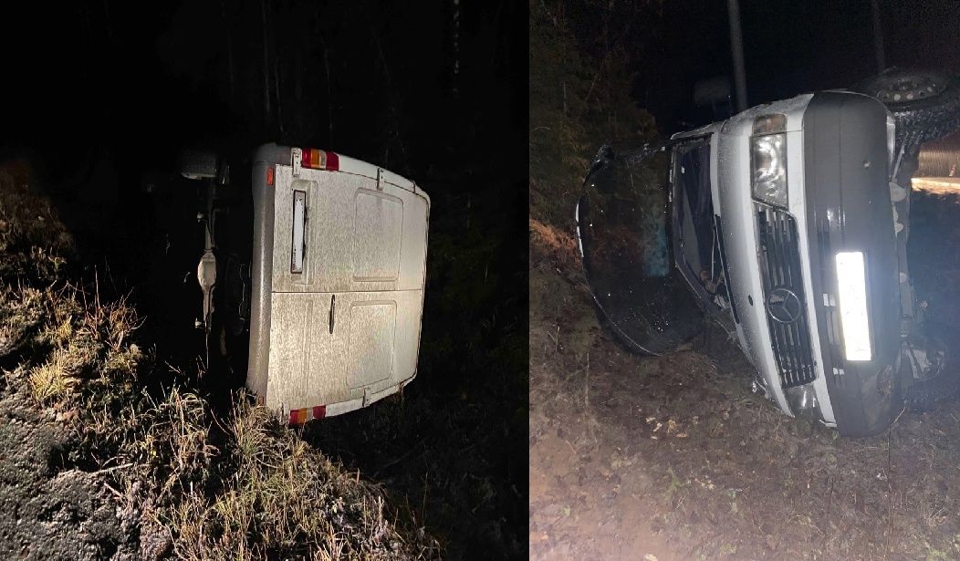 В Карелии три автомобиля опрокинулись в кювете